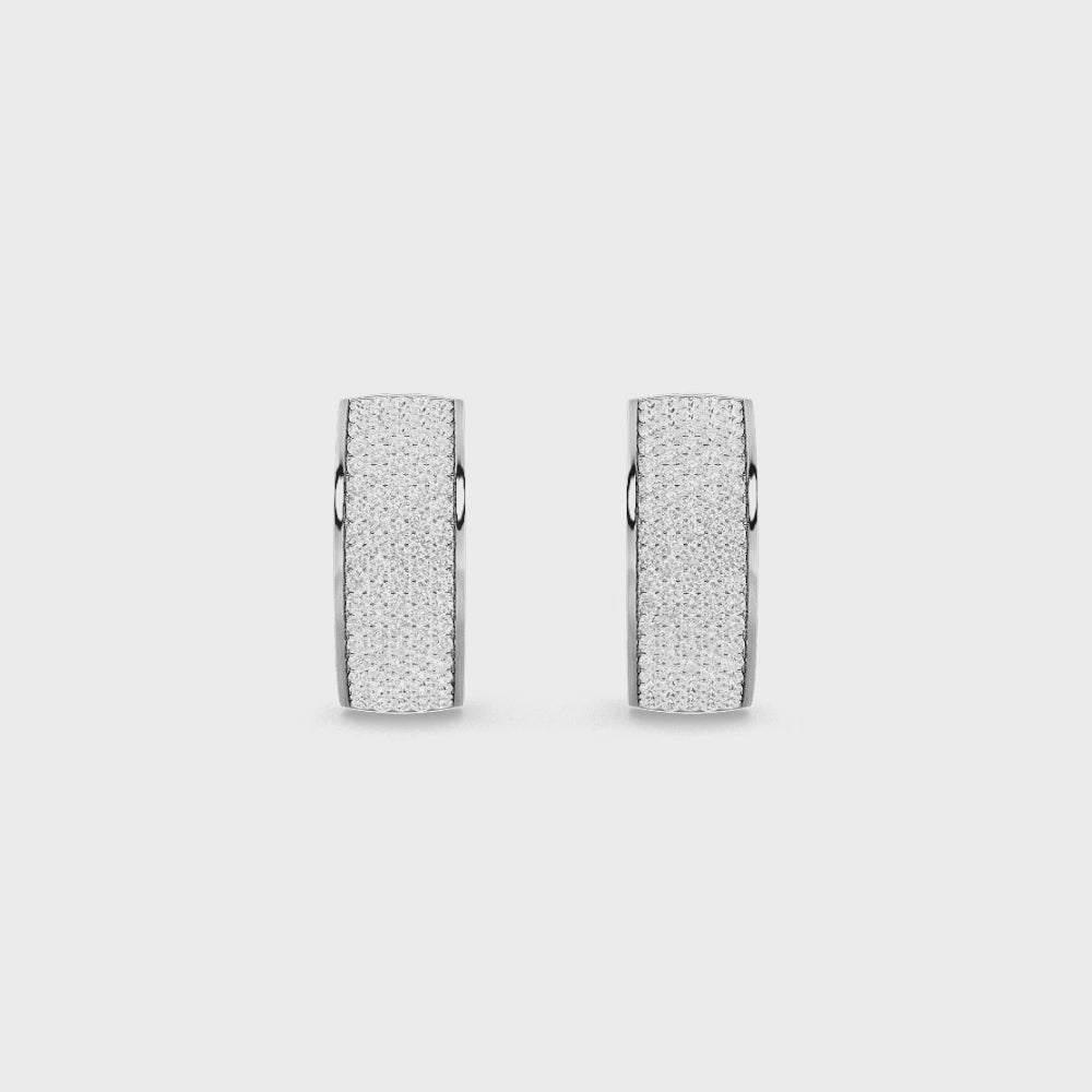 #color_white gold