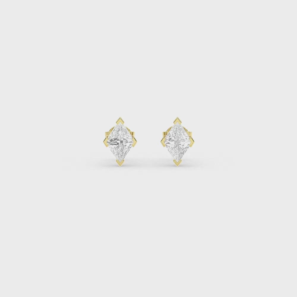 #color_yellow gold