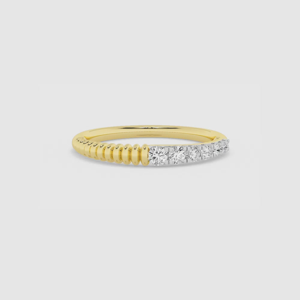 #color_yellow gold